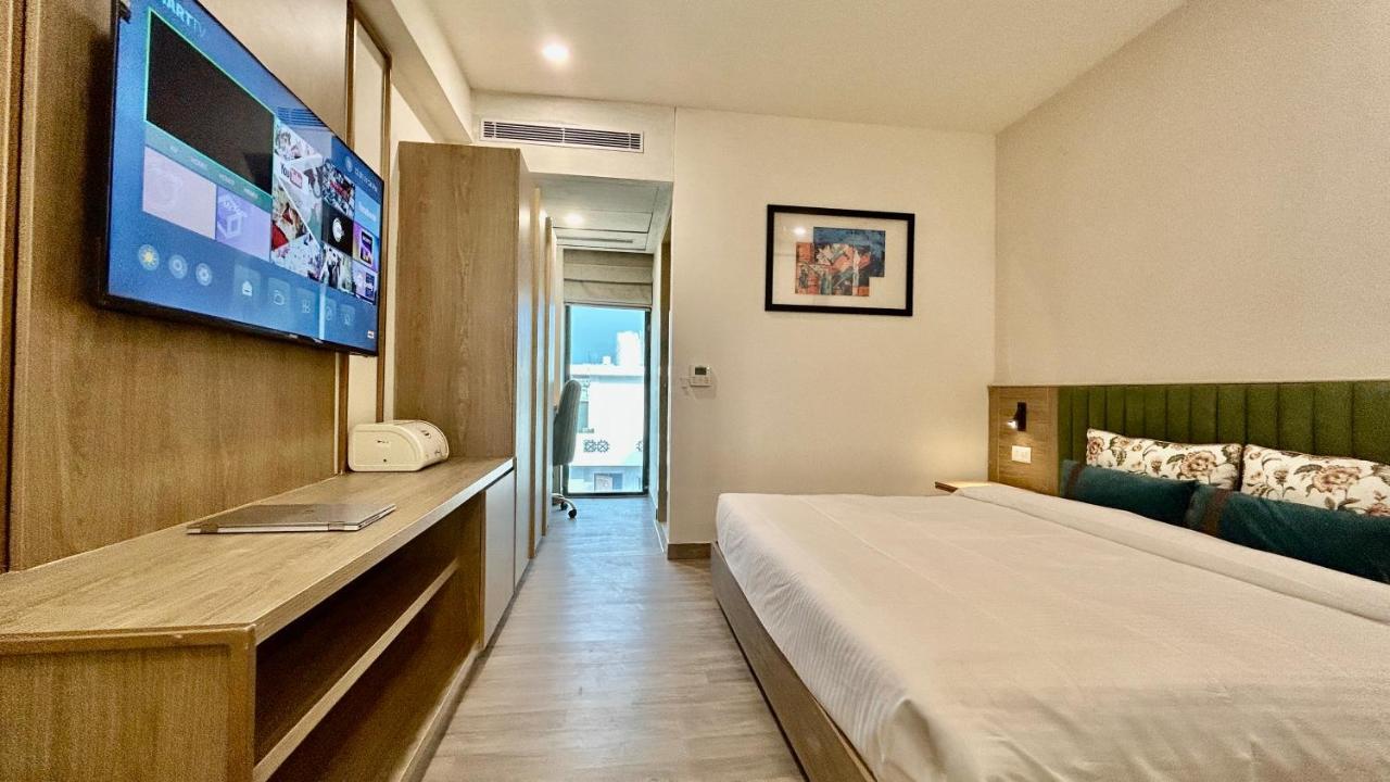 Hotel Limon & Banquet Sector 29, Gurgaon Exterior photo